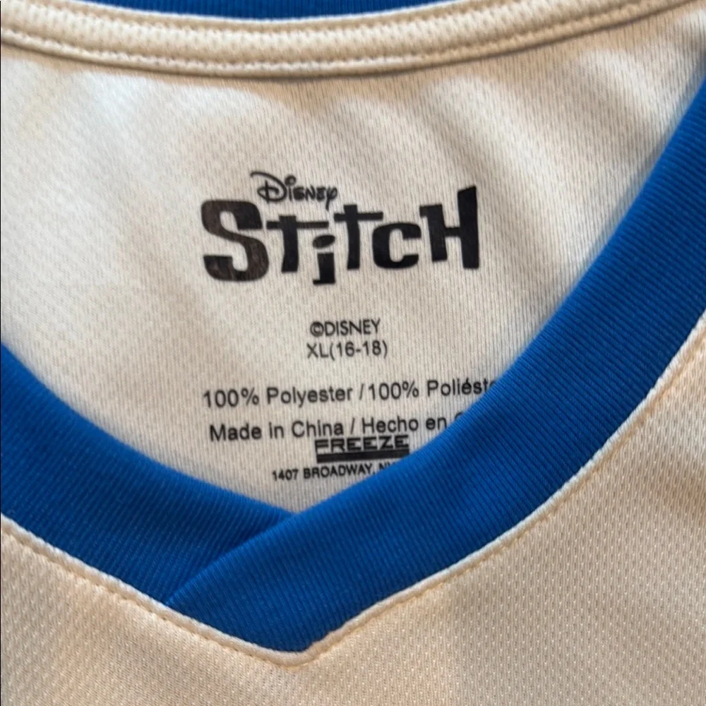 NWOT Women’s jersey style cropped tee - Picture 3 of 3